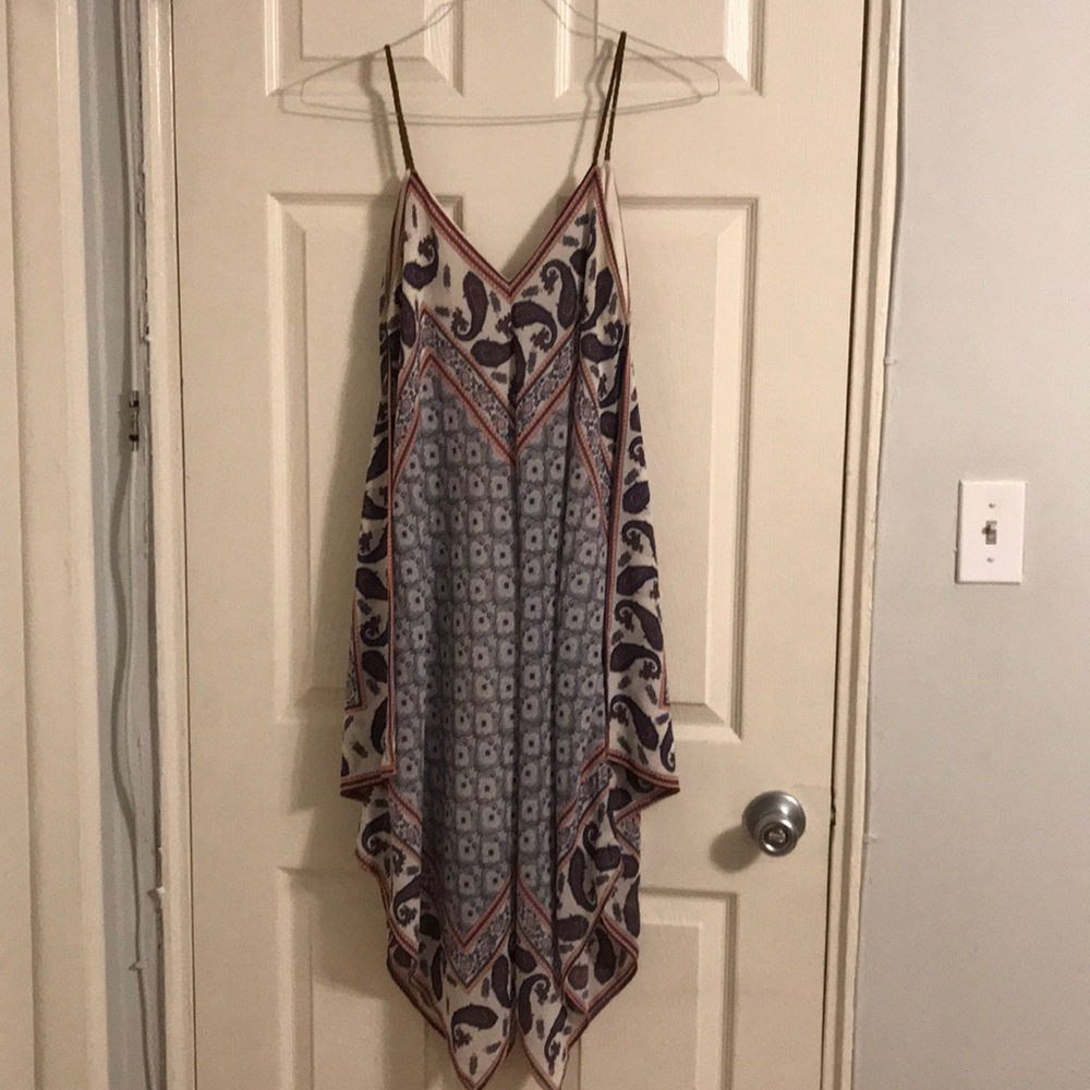 Flowy patterned dress